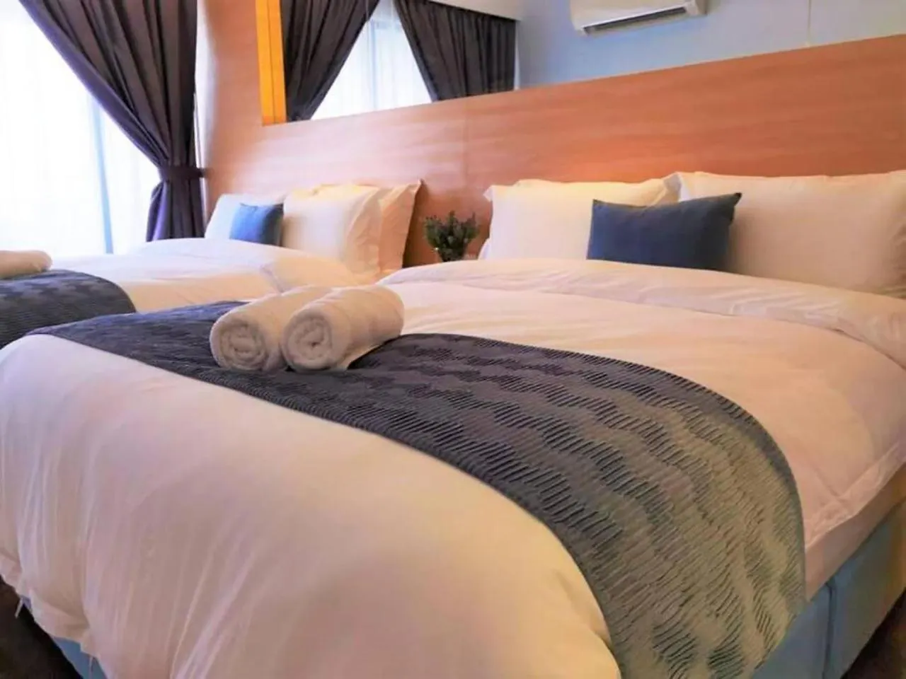 北欧ing风格豪华日出海景套房 Nordic Ing Luxury Seaview Suite Tanjung Tokong Apartment